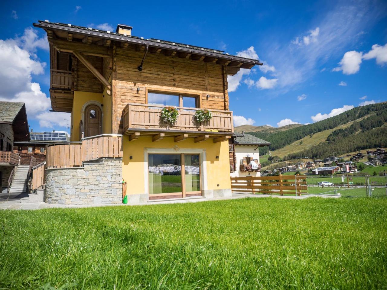 הוילה ליביניו Chalet 4 Stagioni מראה חיצוני תמונה